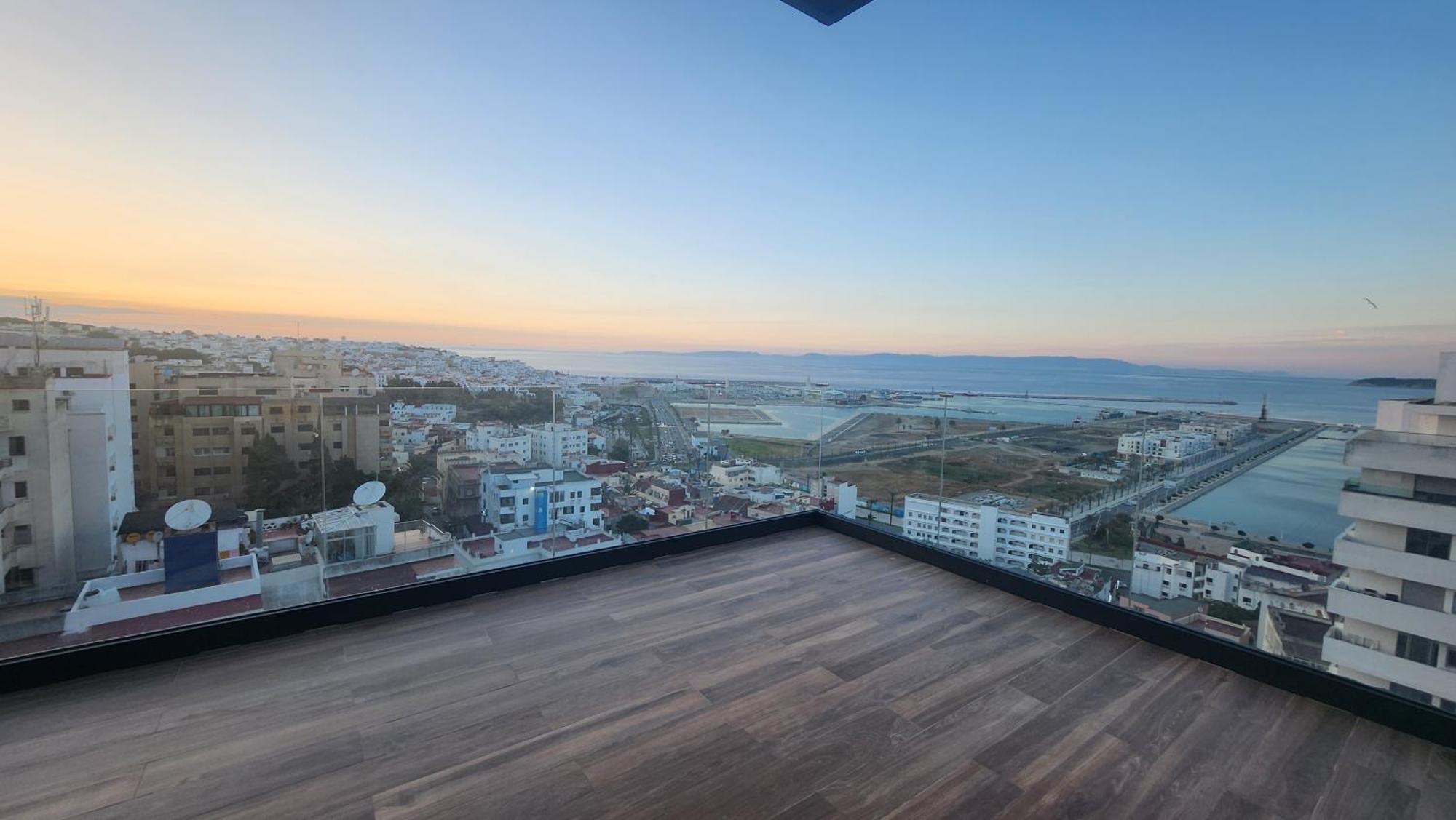 Magnifique Penthouse 160M2 Terrasse 90M2 Vue Mer Tanger Ngoại thất bức ảnh
